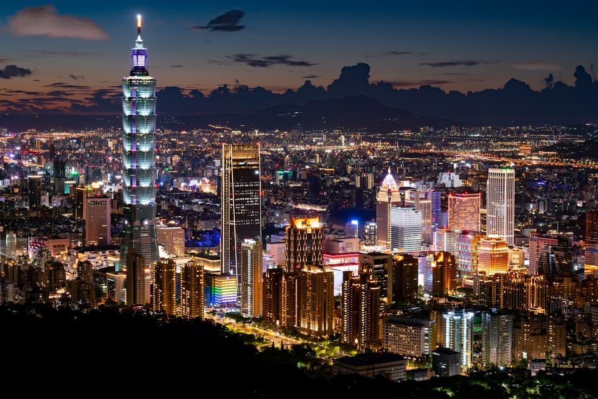 Best restaurants in Taipei - Discover top dining spots and local cuisine in Taipei, Taiwan